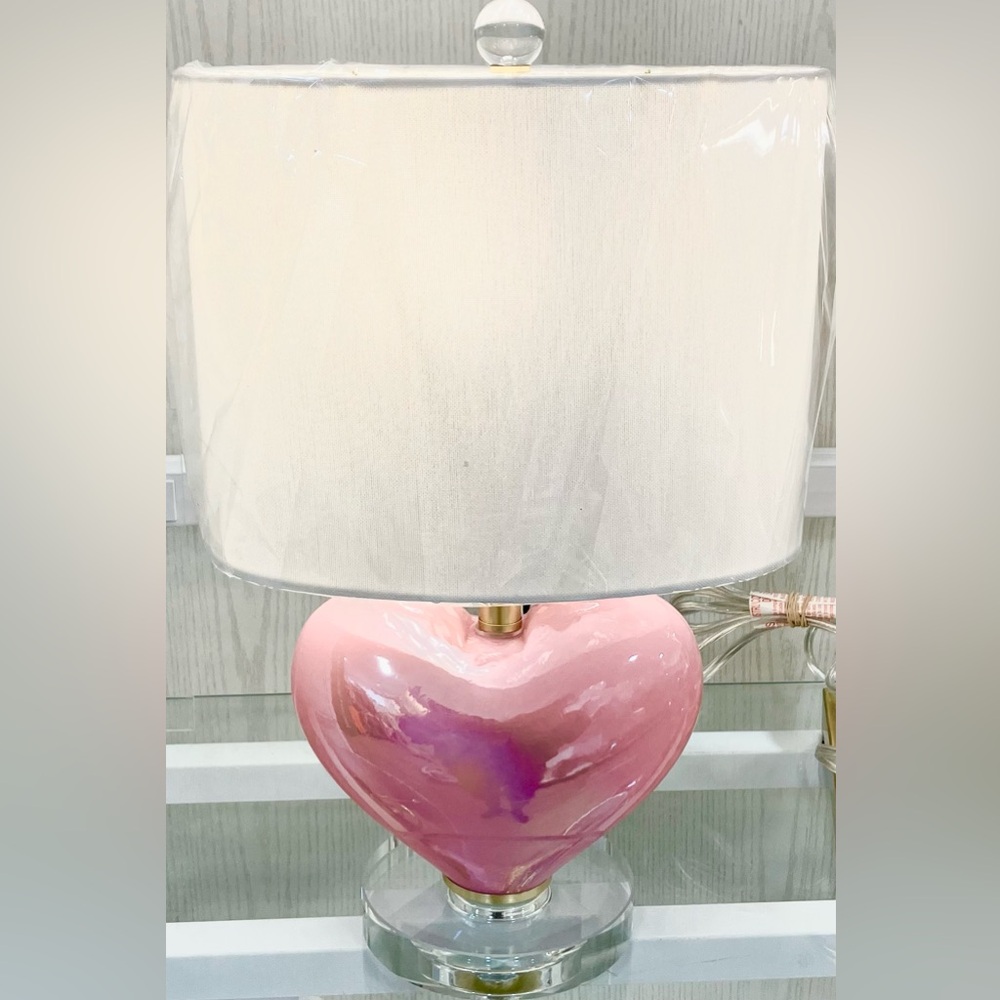 Karma Home Pink Heart Table Lamp - Picture 3 of 3